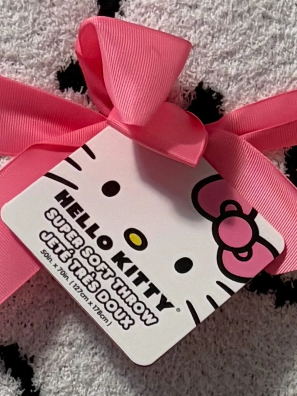 Hello Kitty SUPER SOFT White Pink Bow Plush Throw Blanket